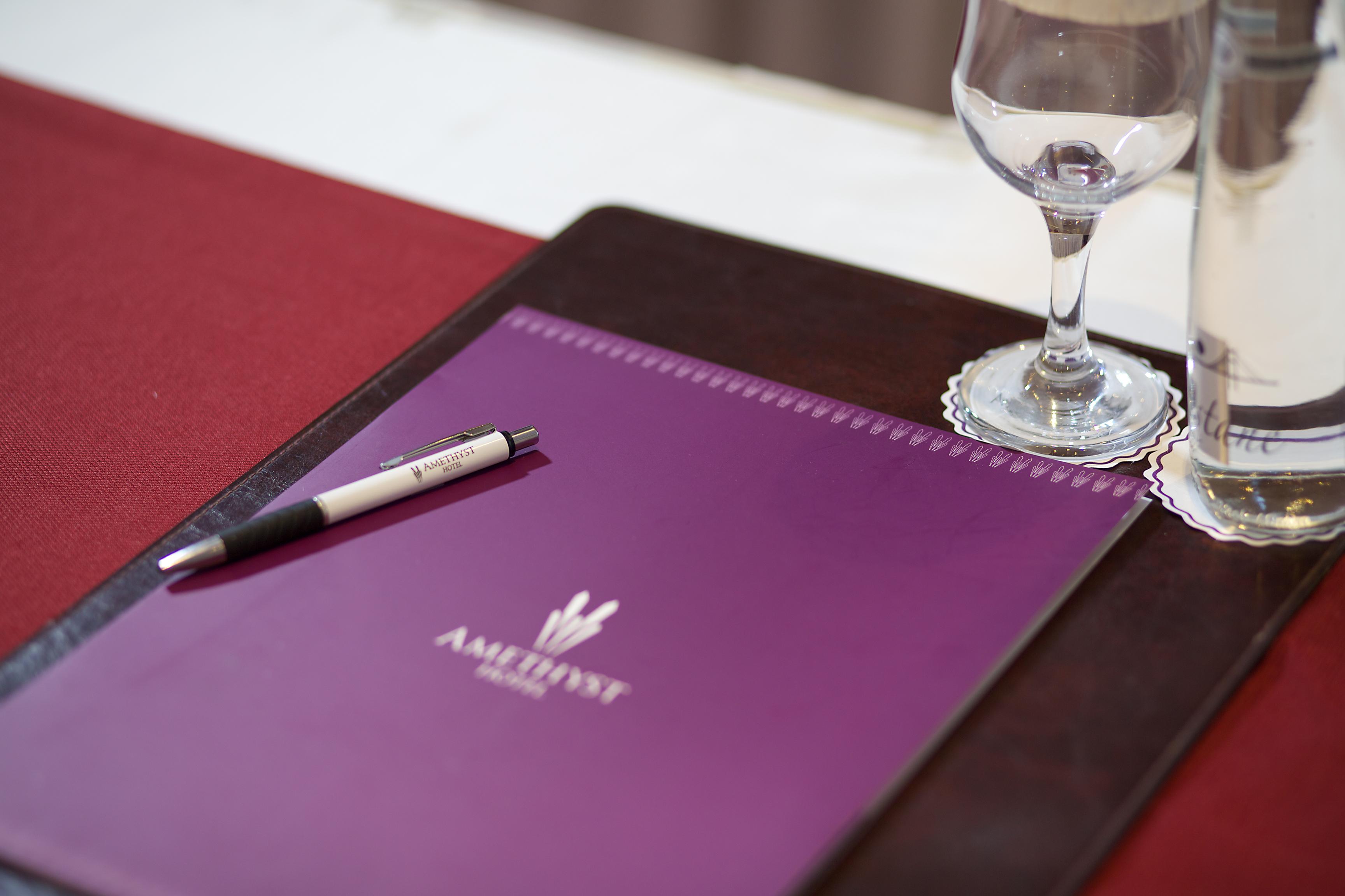 Amethyst Otel